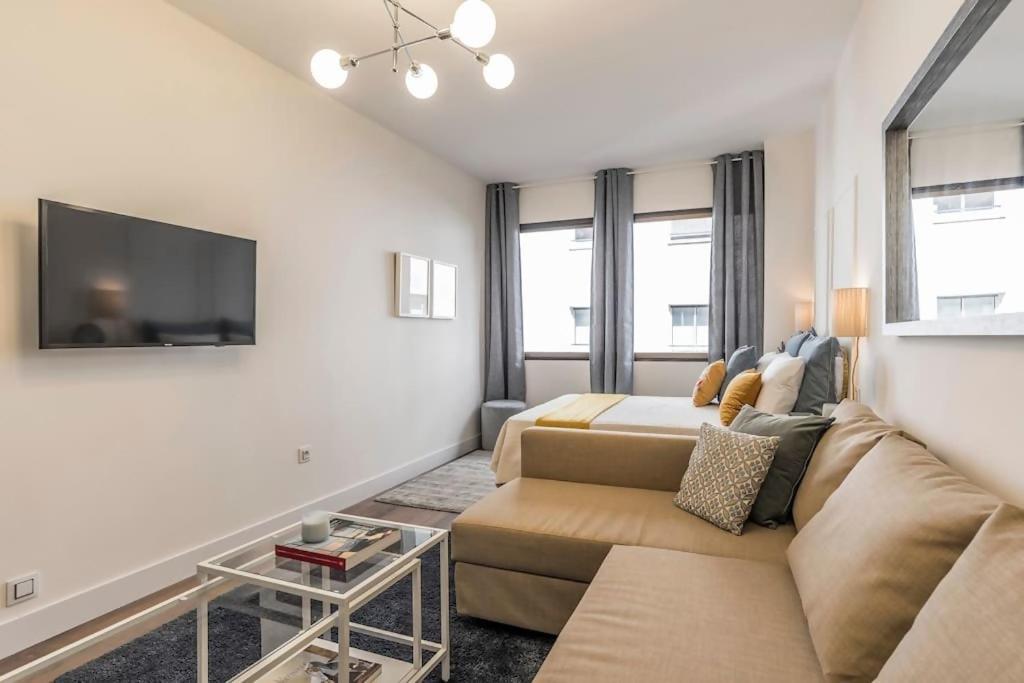 1 Step To Retiro Park And Gran Viaprado Museum Apto#126 Appartement *